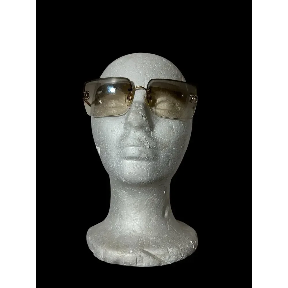 CHANEL 4092-B Rimless Sunglasses Gold CC Coco Mark Rhinestone Authentic Italy